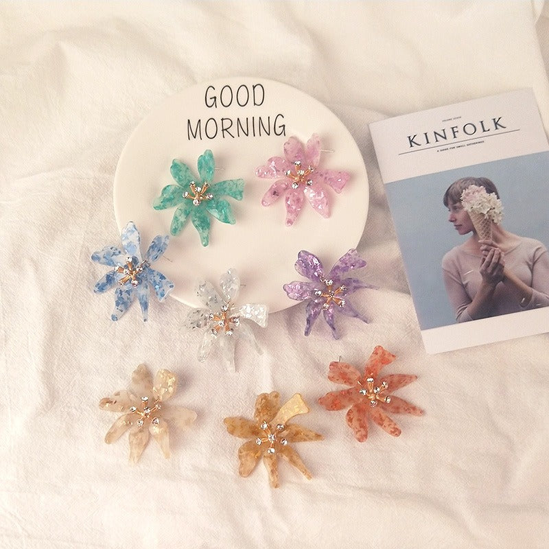 Resin earrings acrylic earrings flower shaped earrings vintage earrings